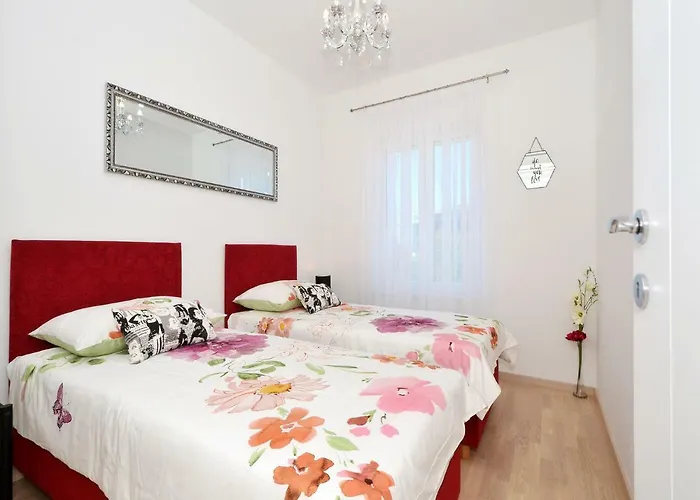 Lägenhet Luxury Marionik