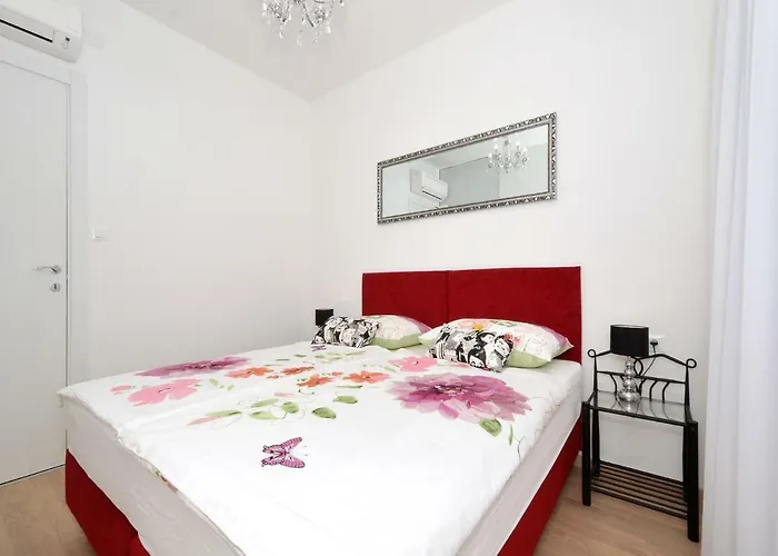 Luxury Marionik * Split