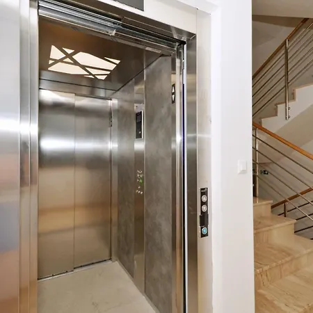 Apartment Luxury Marionik *