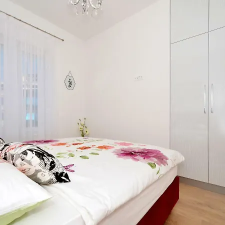 Apartment Luxury Marionik